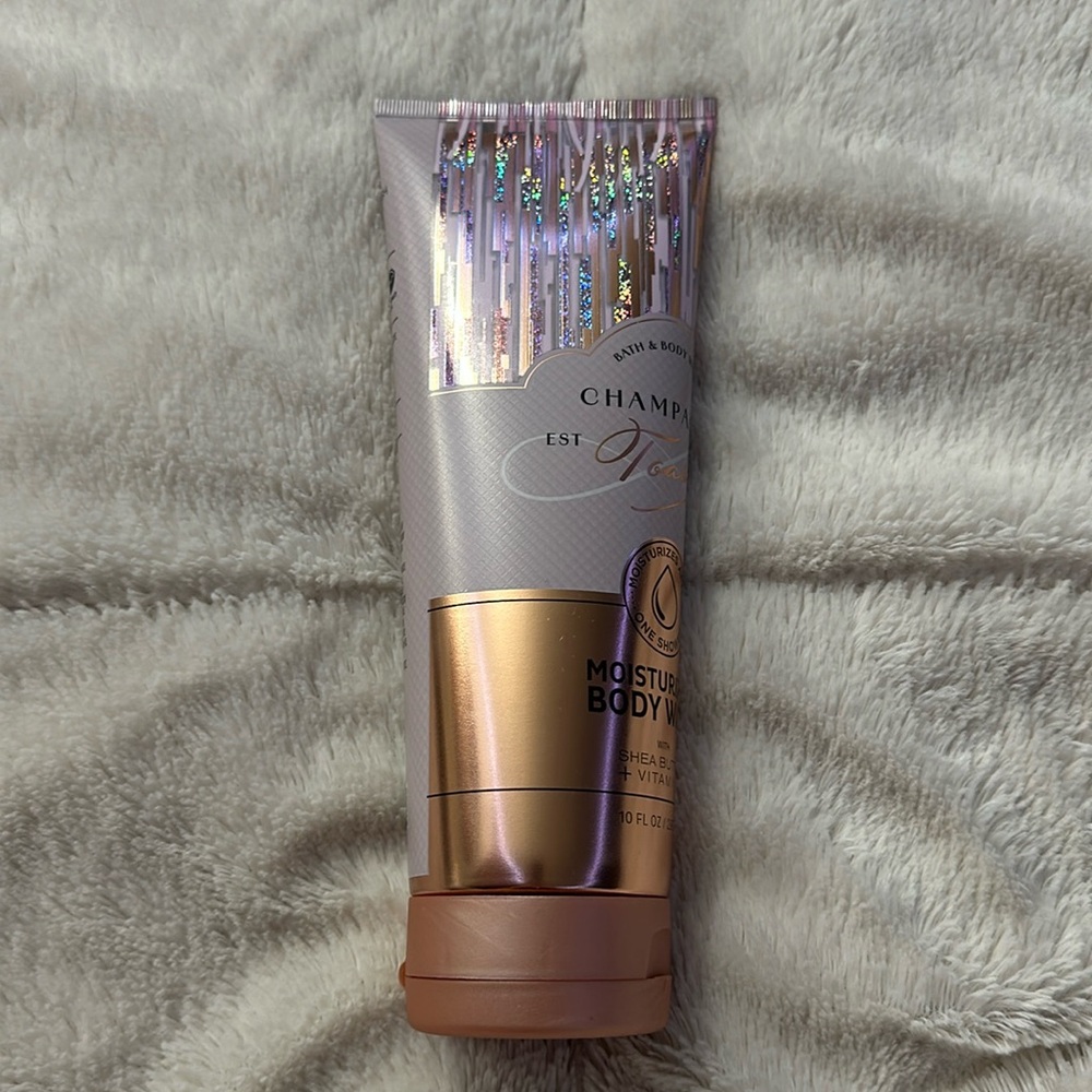 NWT Bath & Body Works Rare Miss Printed Champagne Toast Moisturizing Body Wash
